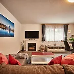 Breithorn - Charming - Free Parking & Wifi Daire Lauterbrunnen