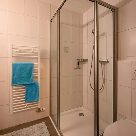 Breithorn - Charming - Free Parking & Wifi דירה לוטרברונן