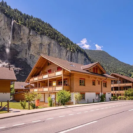 Breithorn - Charming - Free Parking & Wifi